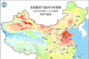 戴伟浚任意球精准找到武磊，武磊头球攻门稍稍高出